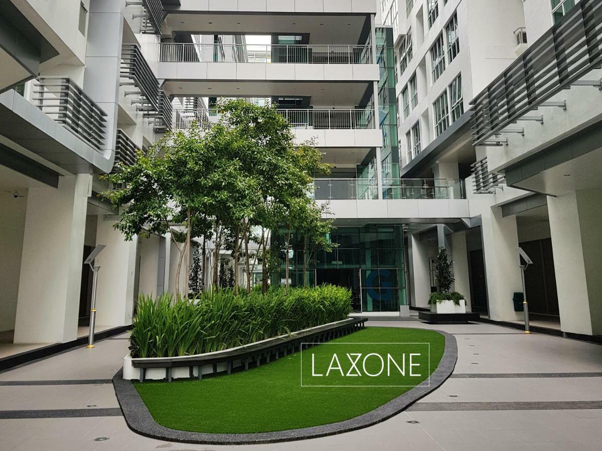 Sutera Avenue Kota Kinabalu - Laxzone Suite Kampong Sembulan ภายนอก รูปภาพ