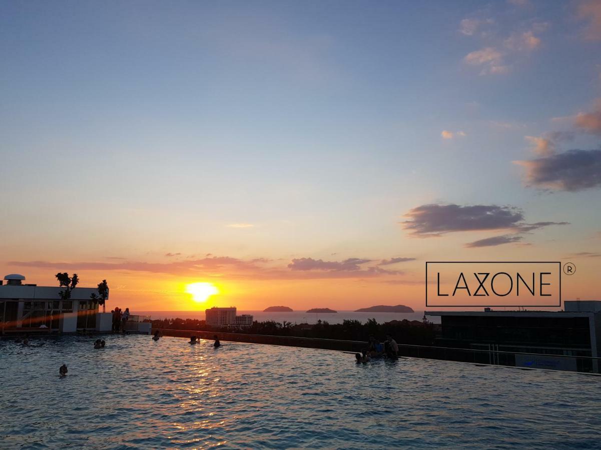 Sutera Avenue Kota Kinabalu - Laxzone Suite Kampong Sembulan ภายนอก รูปภาพ